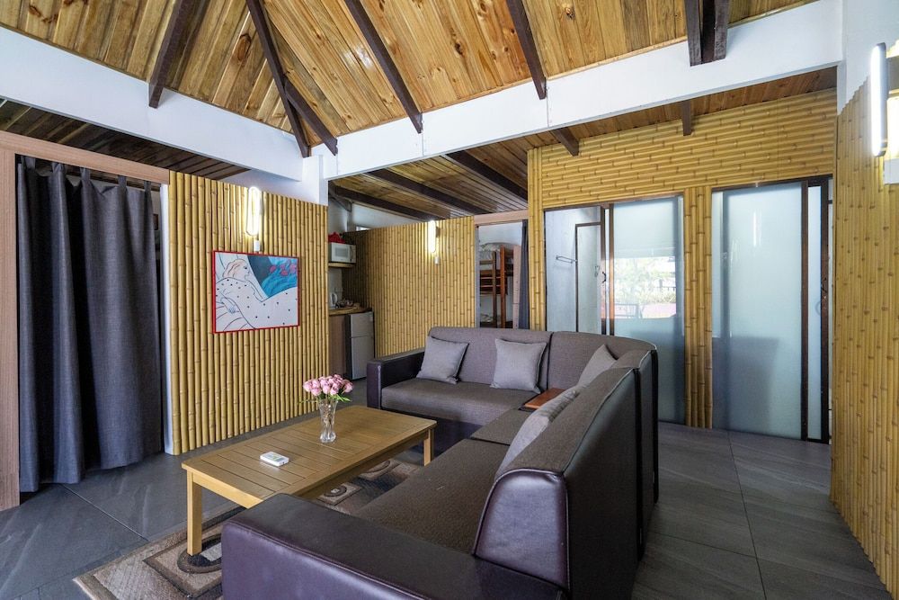 Club Fiji Resort Economy Shared Dormitory 6