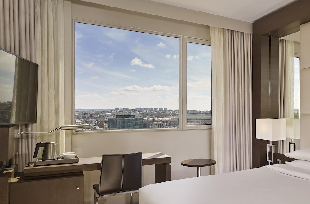 Hyatt Regency Paris Etoile King Bed Room 5