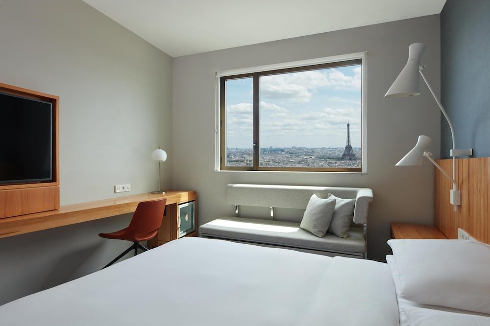 undefined Hyatt Regency Paris Etoile