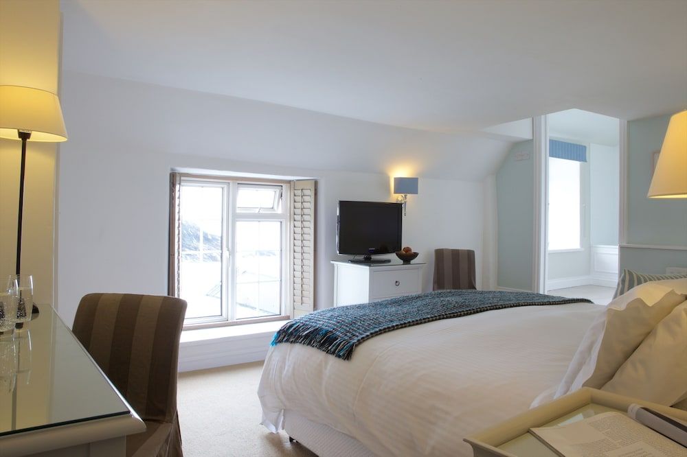 The Lugger Hotel Deluxe Double Room, 1 King Bed, Terrace 3