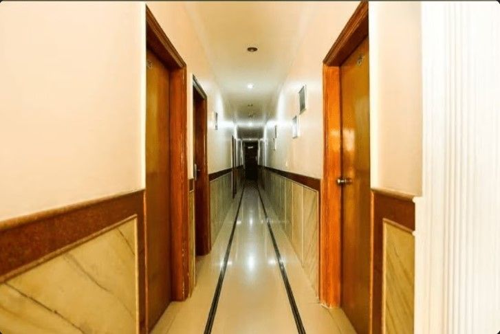 undefined Airport Hotel Eurostar International 4