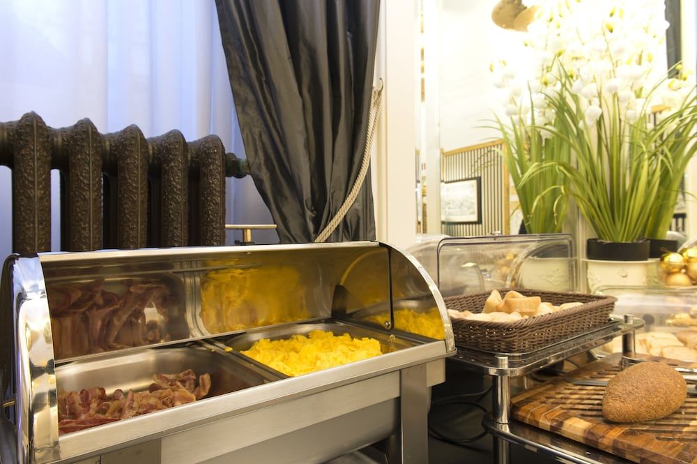 undefined De La Pace, Sure Hotel Collection by Best Western 8