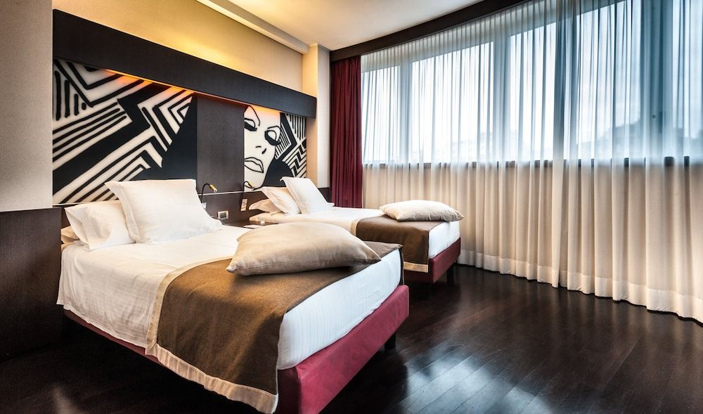 undefined Crowne Plaza Milan City by IHG 9
