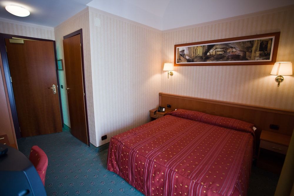 Double Room Single Use