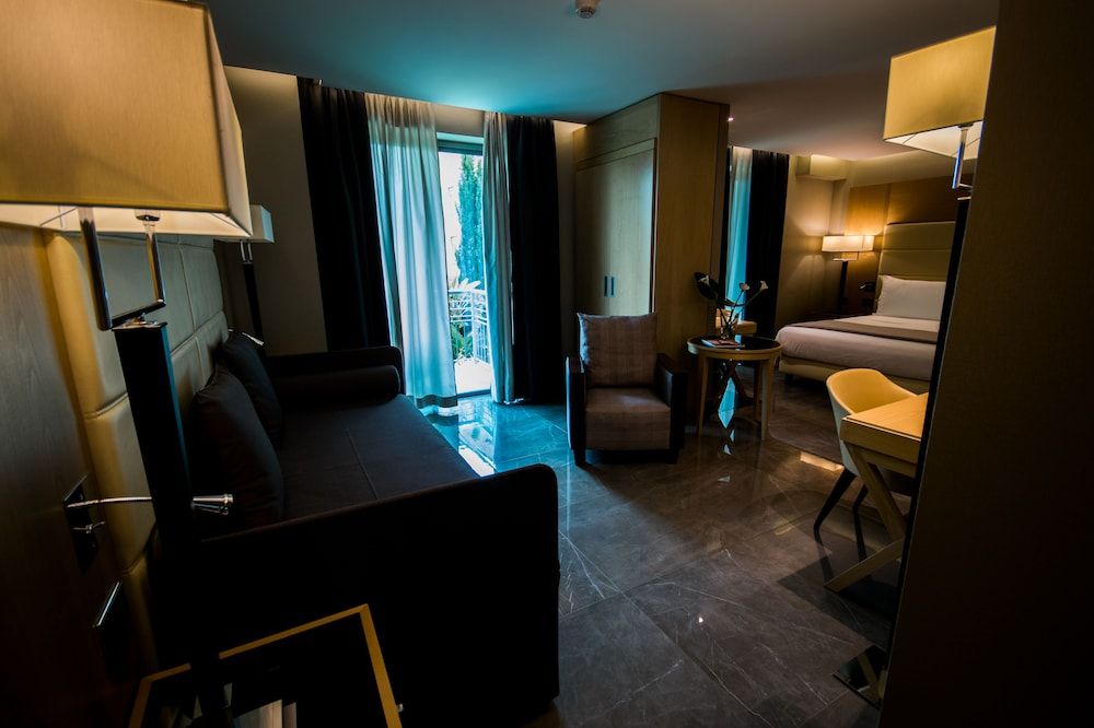 Hotel Forum Royal Suite 5