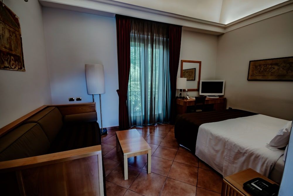 Hotel Forum Superior Double Room 2