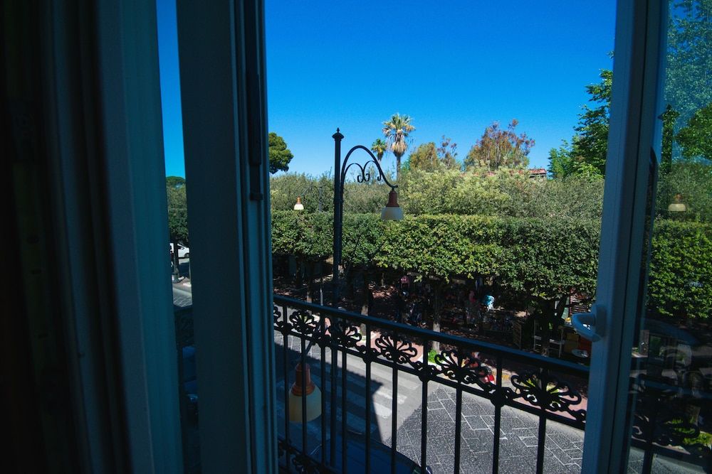 Hotel Forum Superior Double Room 3