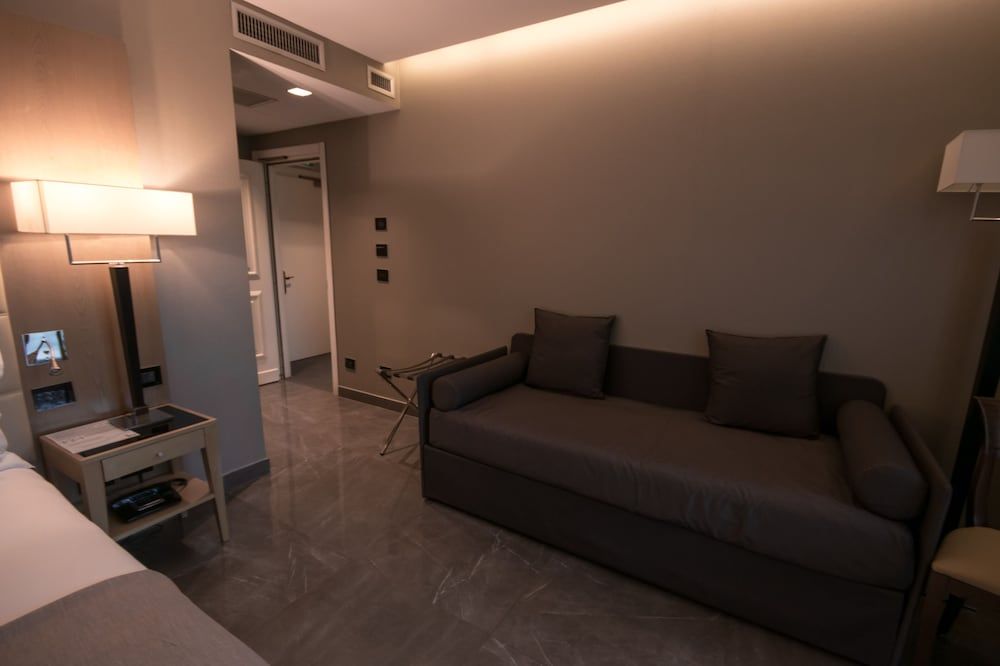 Hotel Forum Deluxe Suite (Mini Suite Elegant) 8