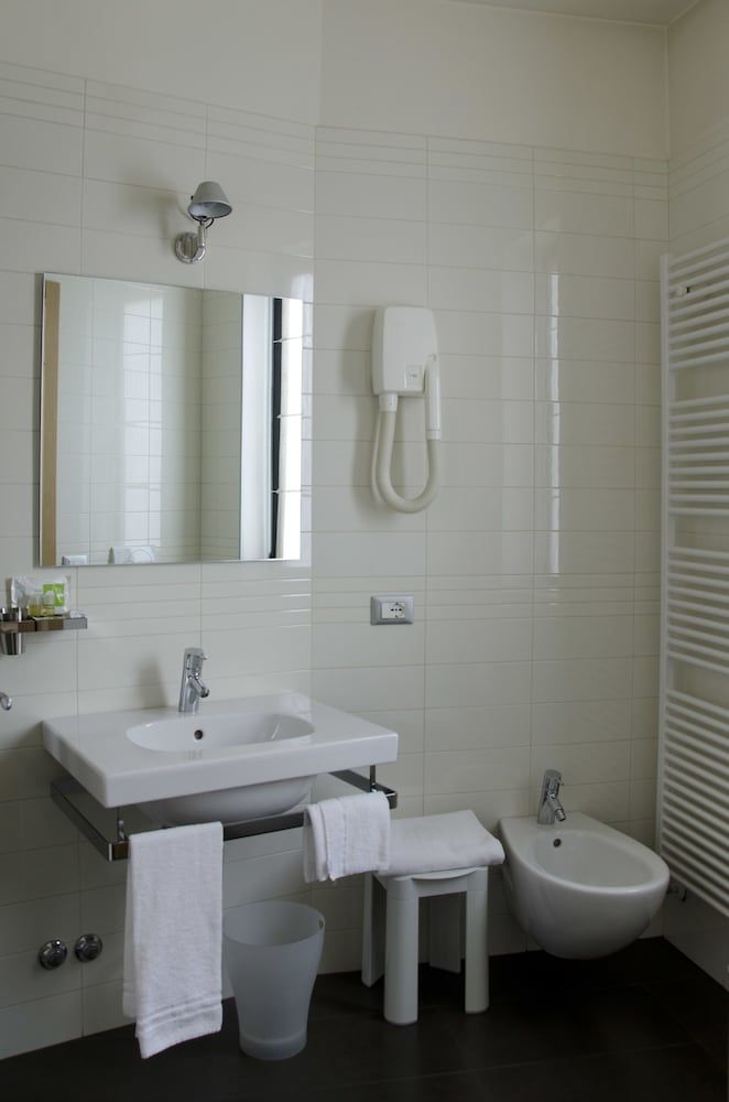 Hotel Key Triple Room 4