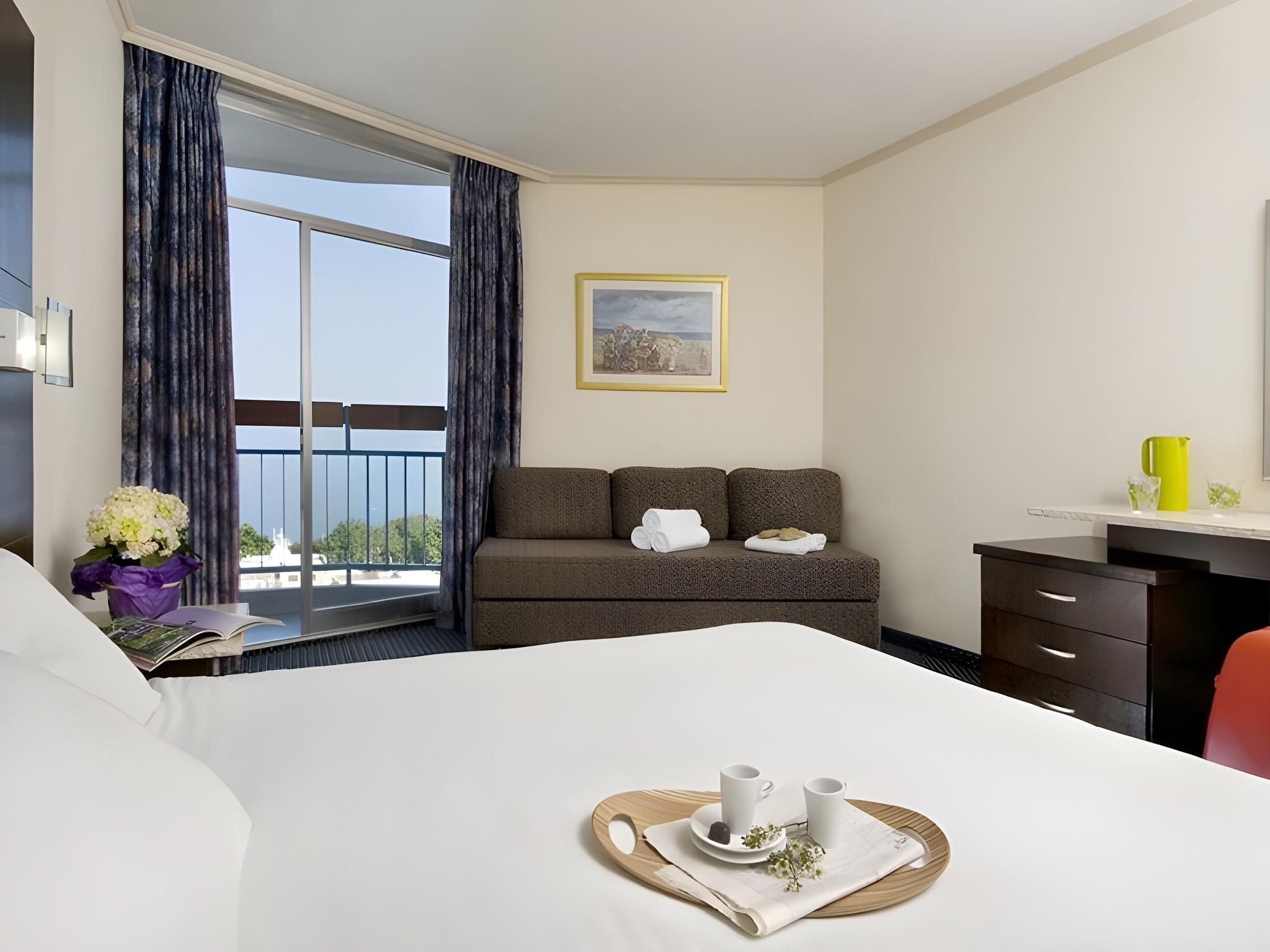 Family Club Suite