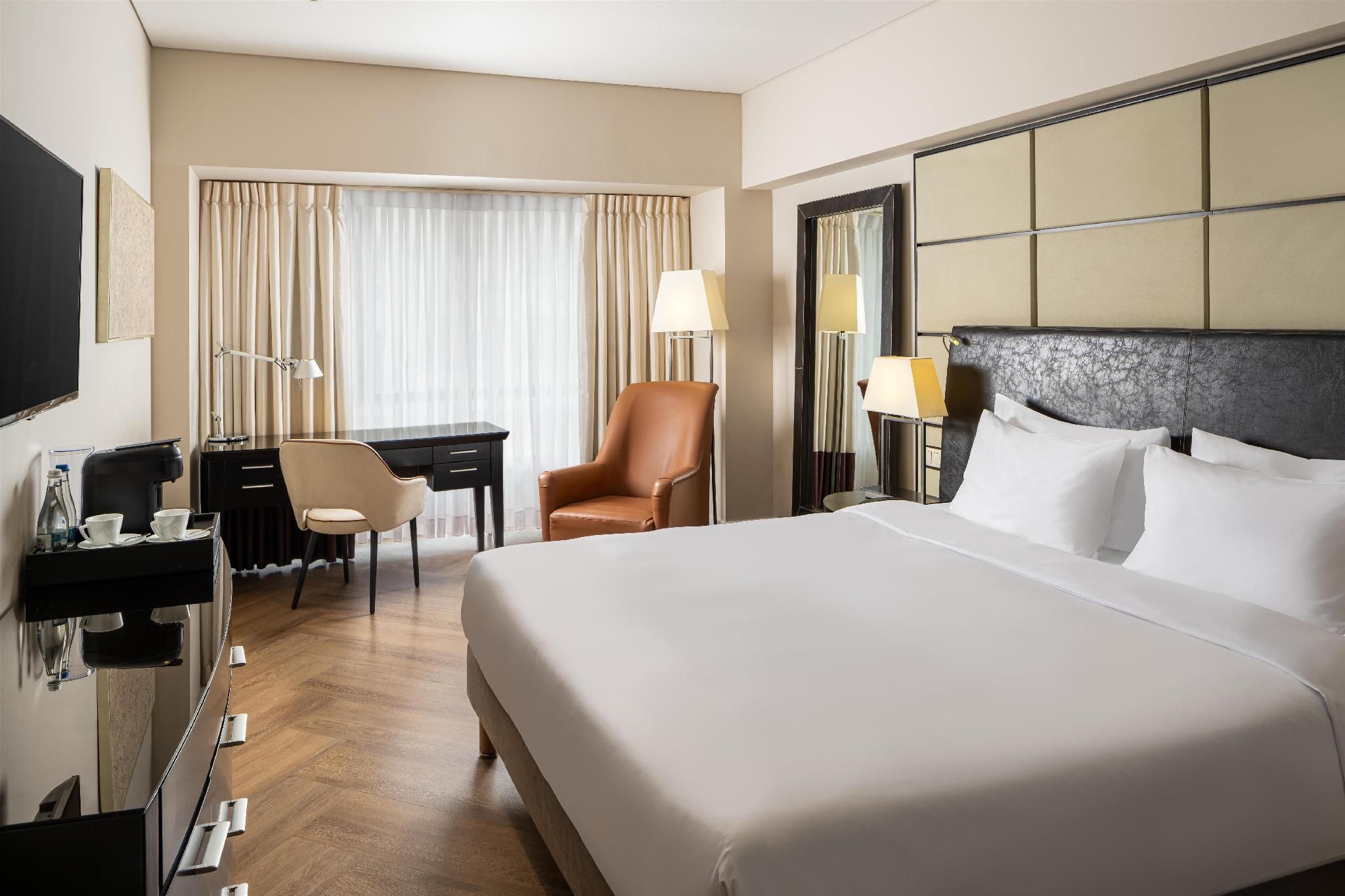 undefined Radisson BLU Bucharest 6