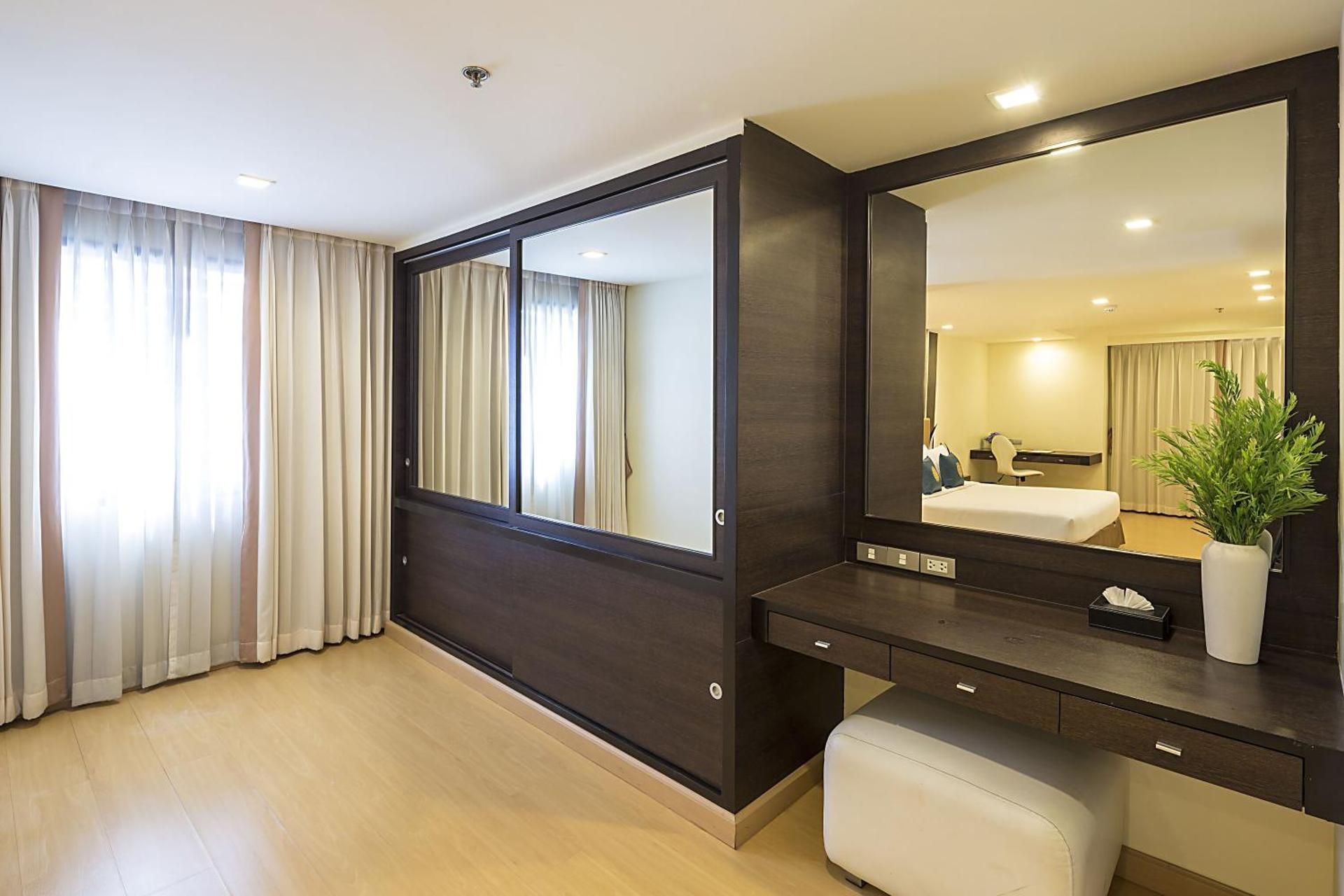undefined Aspen Suites Hotel Sukhumvit 2 Bangkok 4