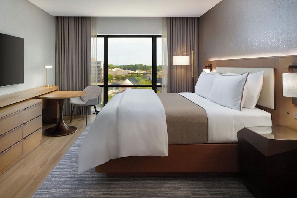 Presidential Suite, 2 Bedrooms, Lake View