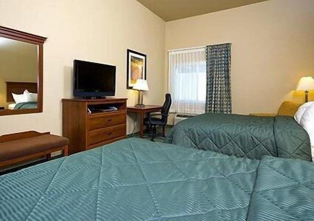 Standard Room, 2 Queen Beds, Non Smoking