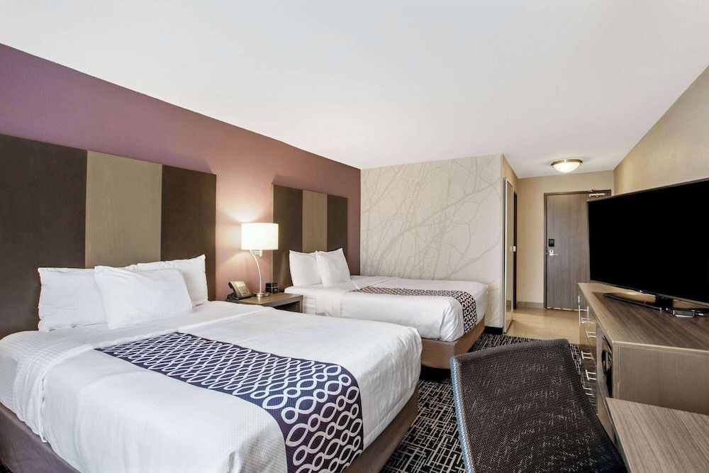Room, 2 Queen Beds, Non Smoking
