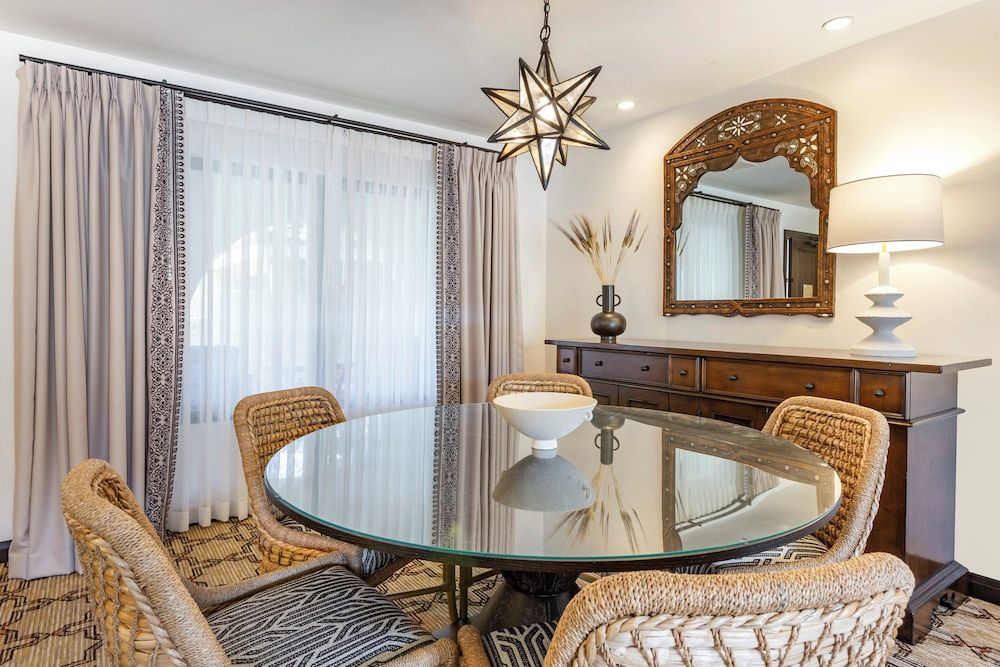 Suite, 1 Bedroom (Camelback View Suite)