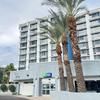 Holiday Inn Express & Suites Phoenix Midtown by IHG