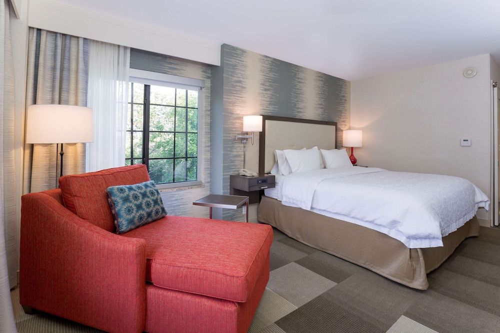 Standard Room, 1 King Bed