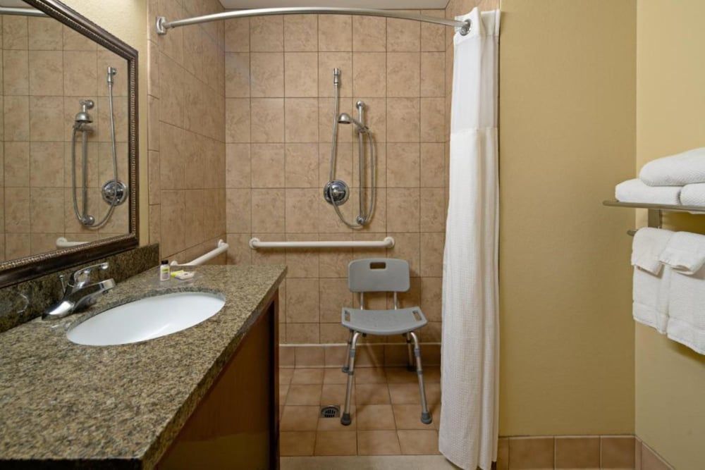 Suite, 1 Bedroom, Accessible, Kitchen (Mobility, Accessible Tub)