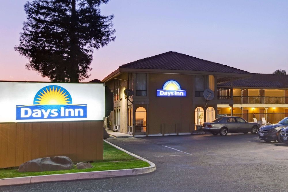 undefined Days Inn by Wyndham San Jose 5