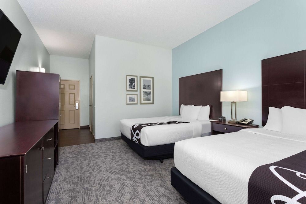 Room, 2 Queen Beds, Accessible (Mobility/Hearing/Various Views)