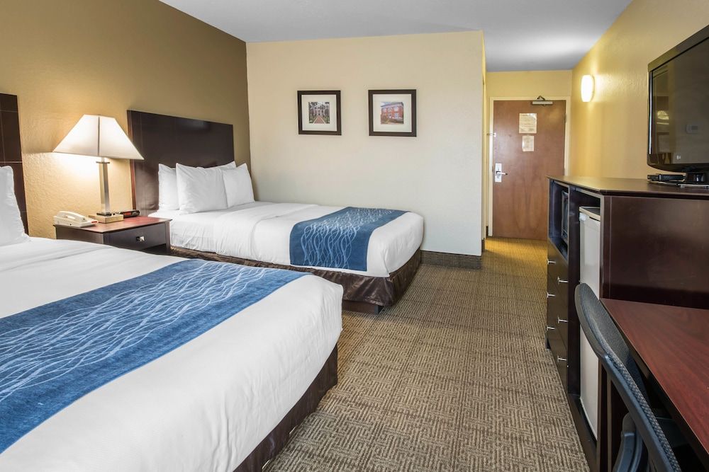 Room, 2 Queen Beds, Non Smoking