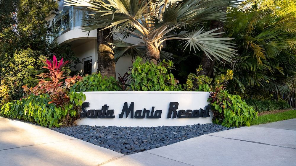 undefined Santa Maria Suites 6