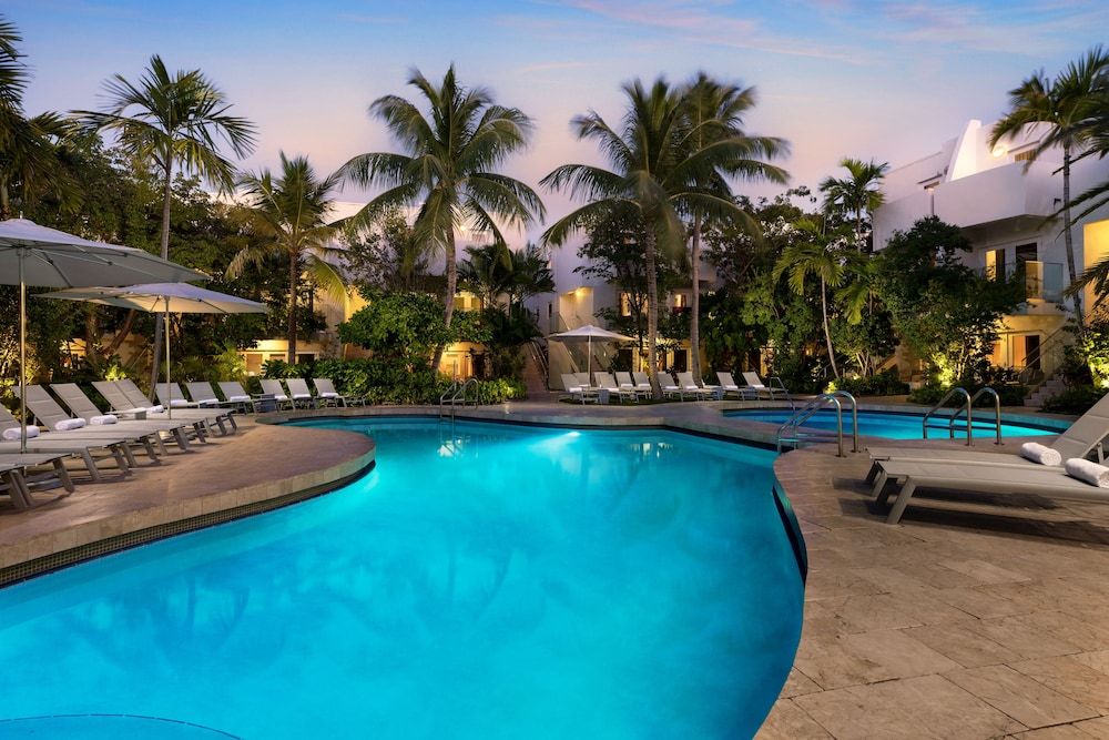 undefined Santa Maria Suites 10