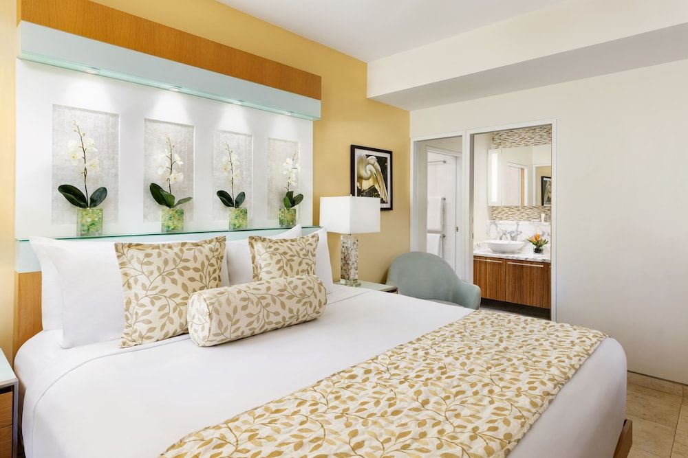 undefined Santa Maria Suites 2