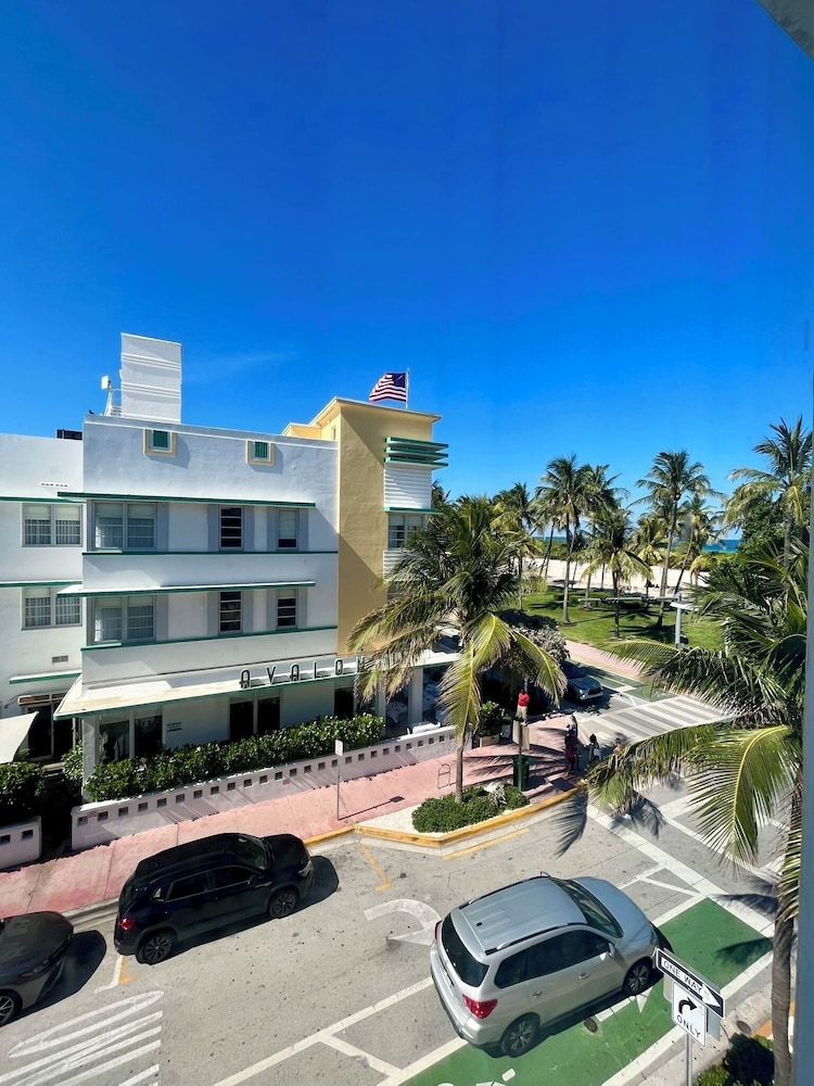 undefined Majestic Hotel South Beach 7