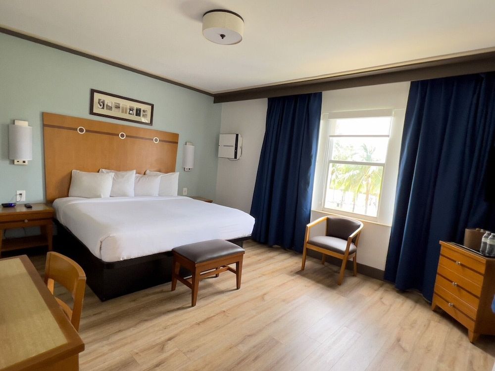 undefined Majestic Hotel South Beach 10