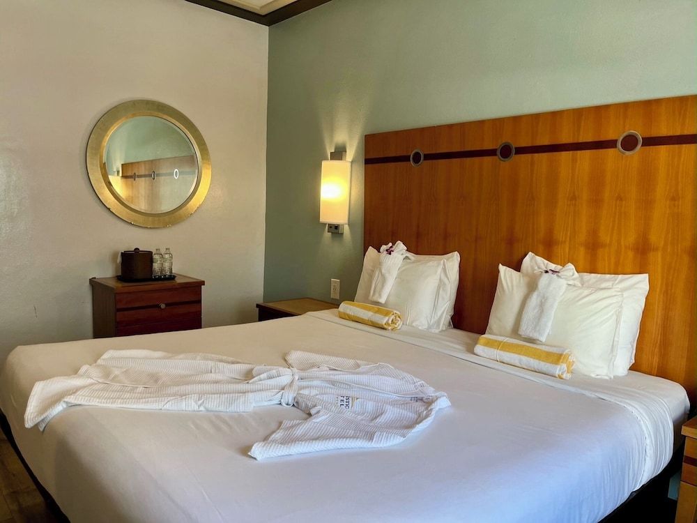 undefined Majestic Hotel South Beach 8