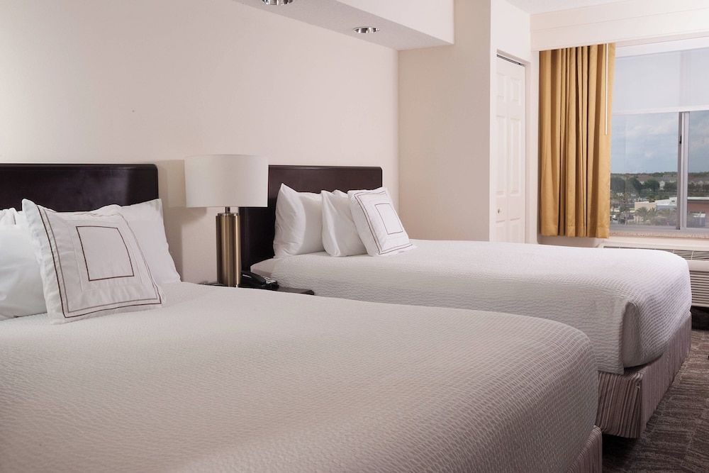 undefined Springhill Suites by Marriott Orlando Airport 2