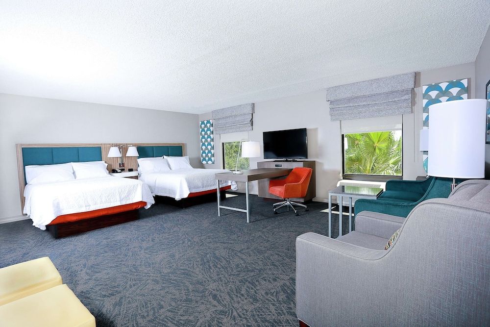 Studio (2 Queen Beds with Sofa bed)