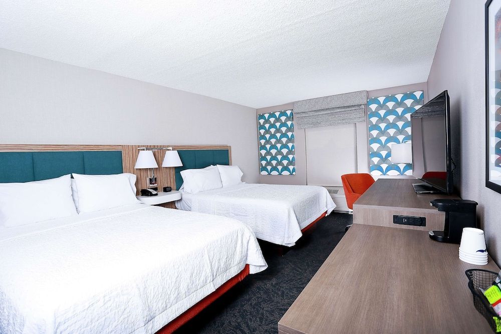 Studio (2 Queen Beds with Sofa bed)