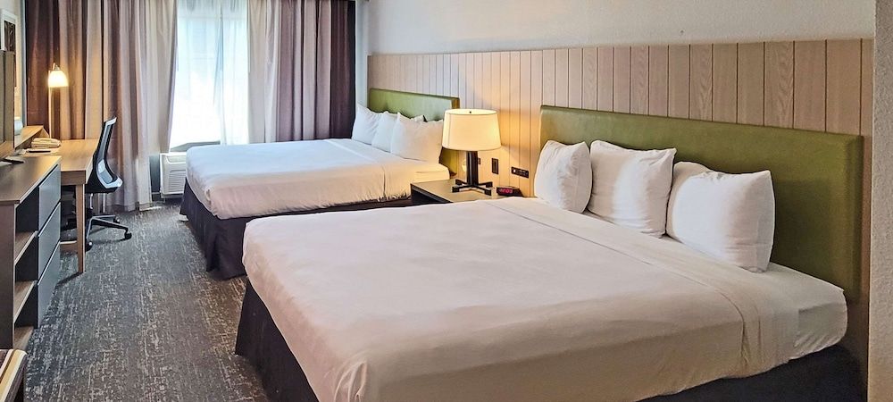 Room, 2 Queen Beds, Non Smoking