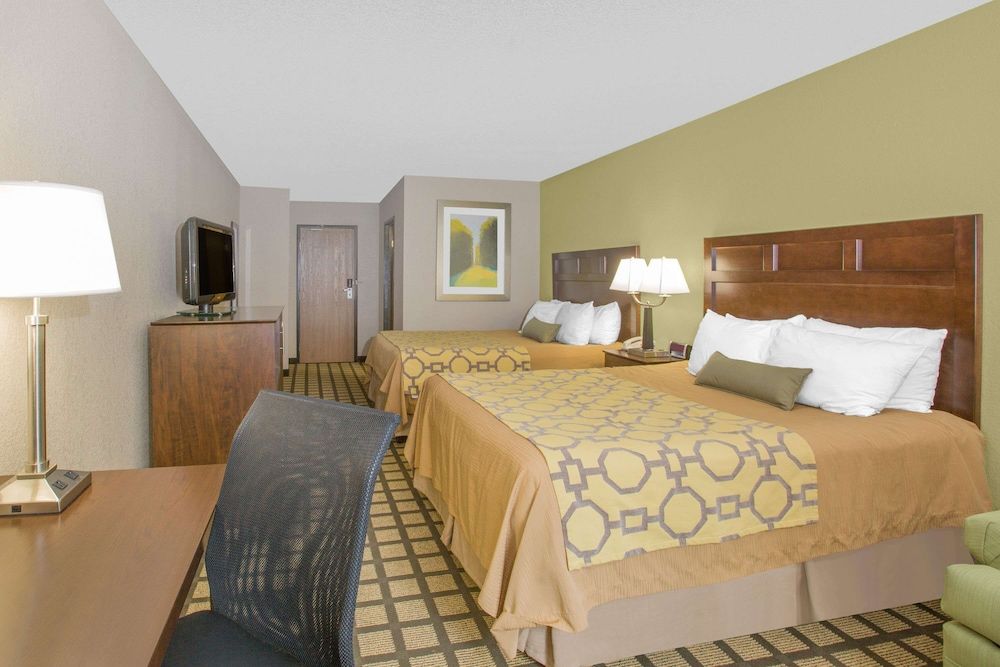 Room, 2 Queen Beds, Non Smoking