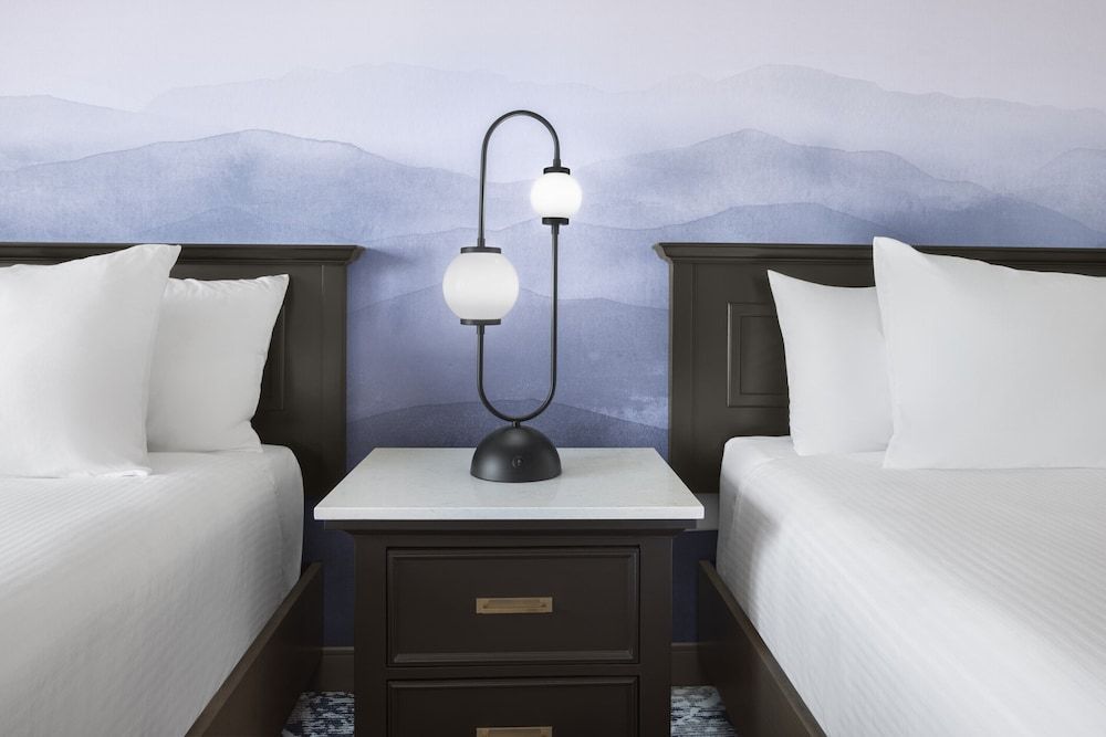 Harrah's Council Bluffs – A Caesars Rewards Destination Premium Room, 2 Queen Beds, Non Smoking