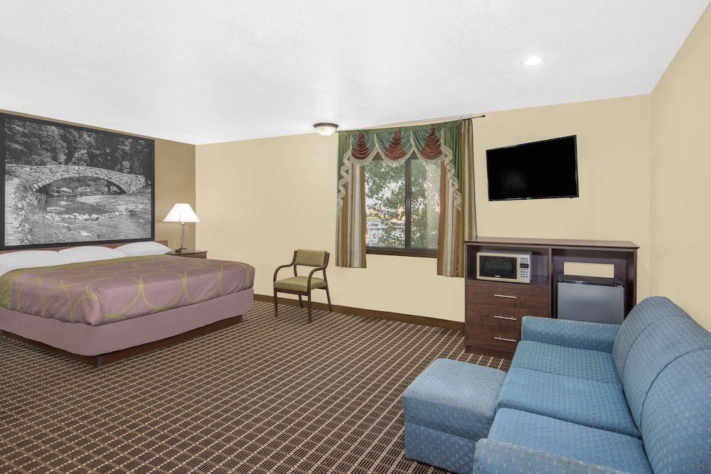 Studio Suite, 1 King Bed, Non Smoking