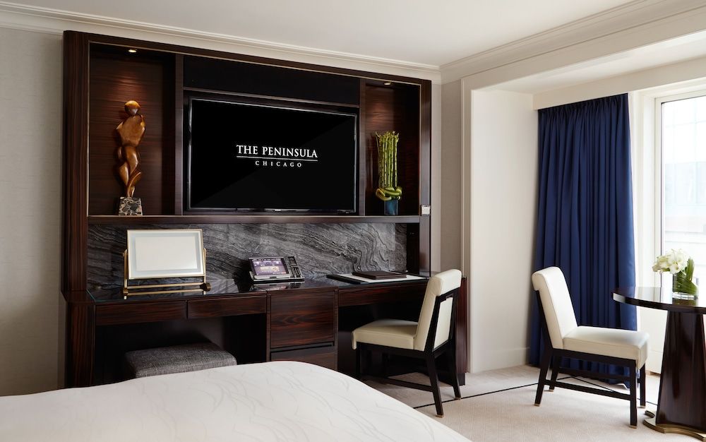 The Peninsula Chicago Superior Room 5