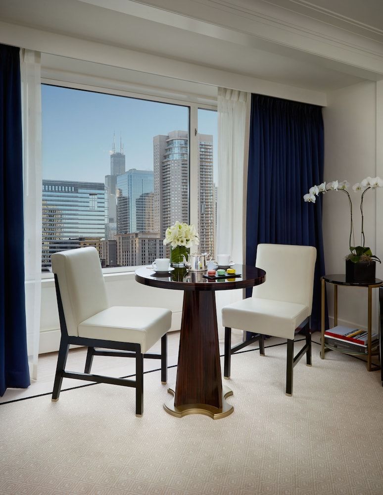 The Peninsula Chicago Superior Room 4