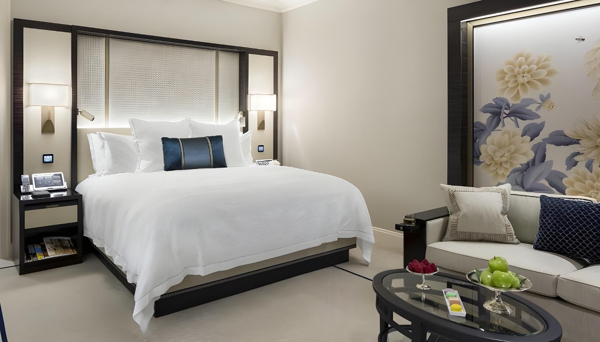 Grand Premier King Room