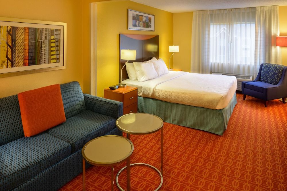 Executive Room, 1 King Bed with Sofa bed, Non Smoking
