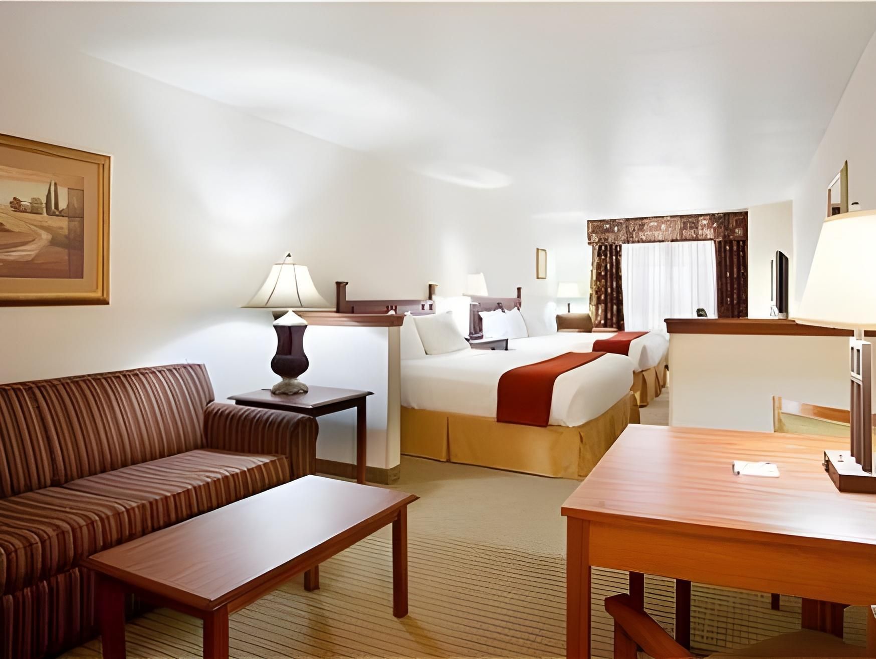 2 Queen Beds Non-Smoking