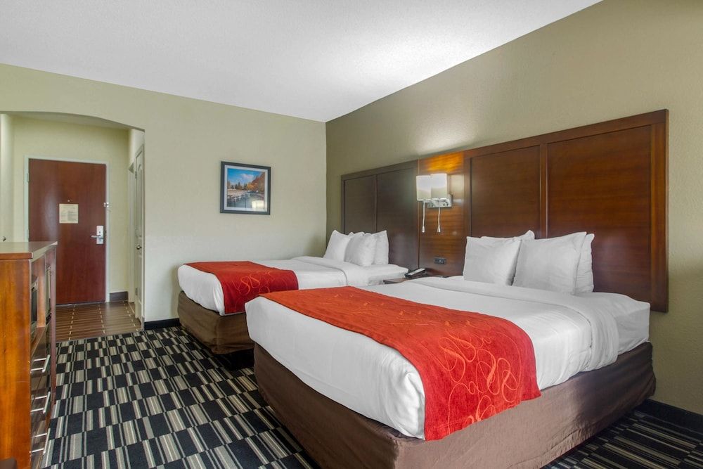 Suite, 2 Queen Beds, Non Smoking