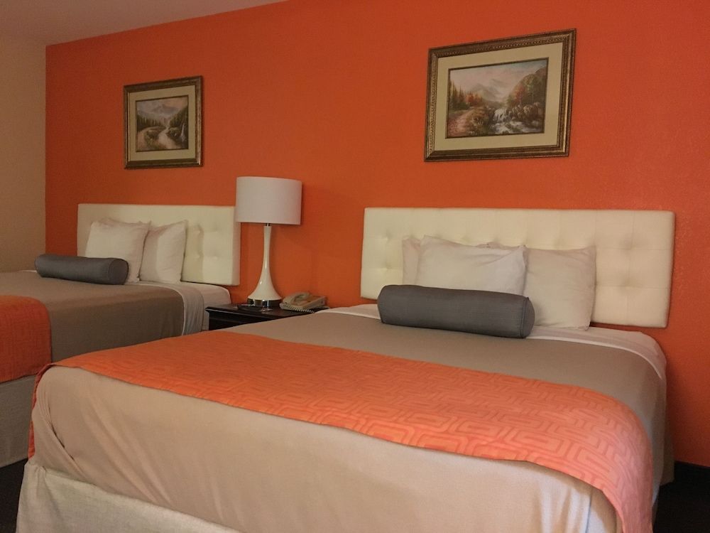 Standard Room, 2 Queen Beds