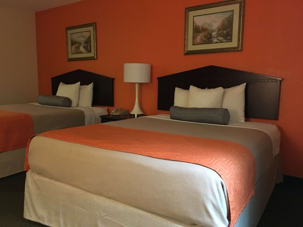 Standard Room, 2 Queen Beds