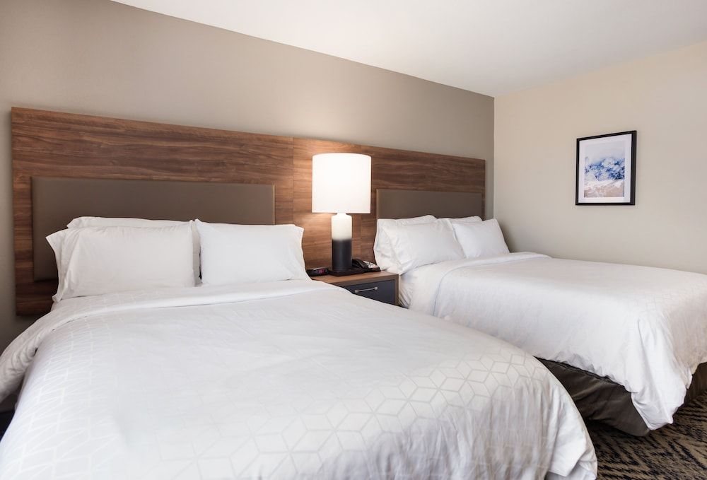 Studio Suite, 2 Double Beds, Accessible (Mobility Tub)
