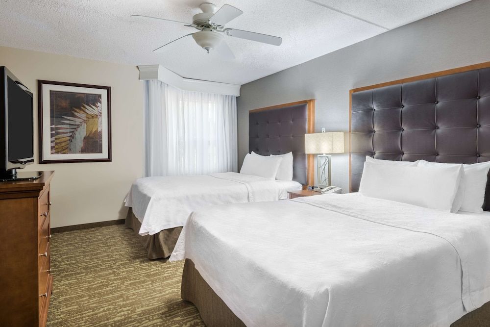 Suite, 2 Queen Beds, Non Smoking (1 Bedroom)