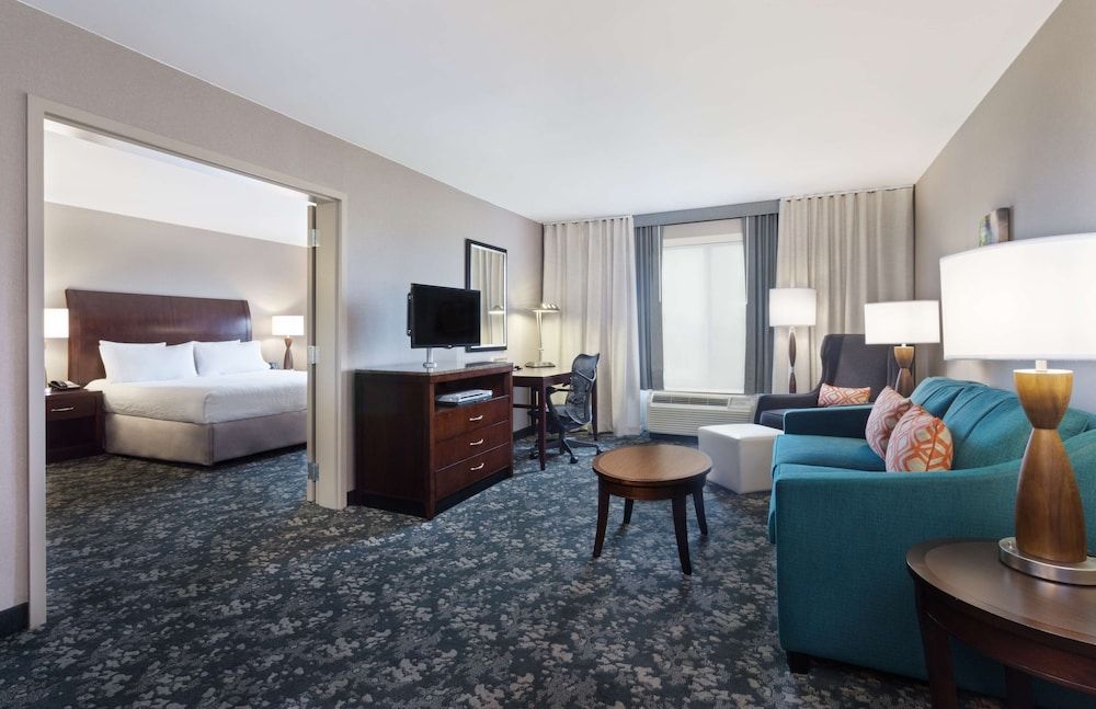 Suite, 1 Bedroom, Jetted Tub (1 King Bed)